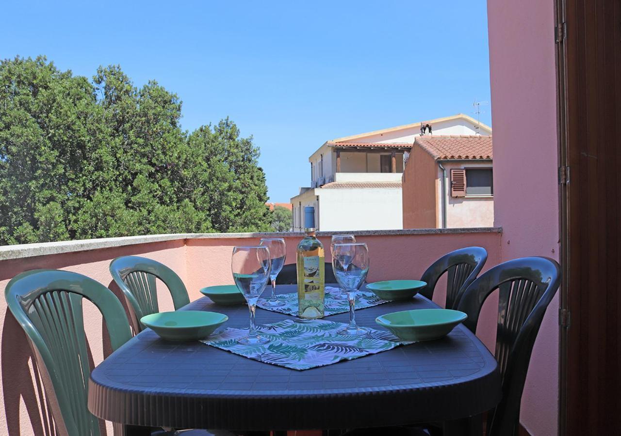 Murphy Holiday Home - Residenza Guardia Vecchia Ла Мадалена Екстериор снимка