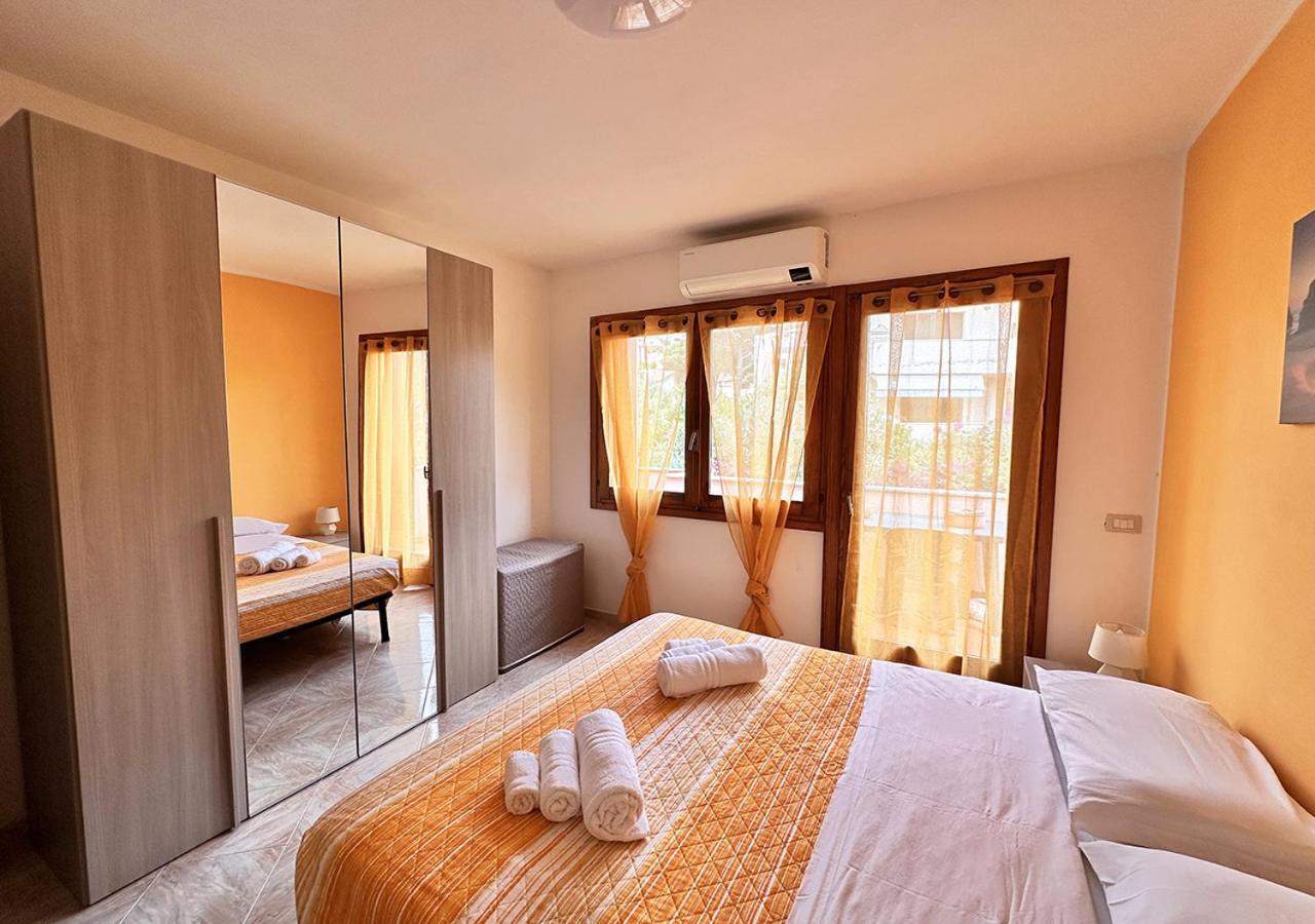 Murphy Holiday Home - Residenza Guardia Vecchia Ла Мадалена Екстериор снимка